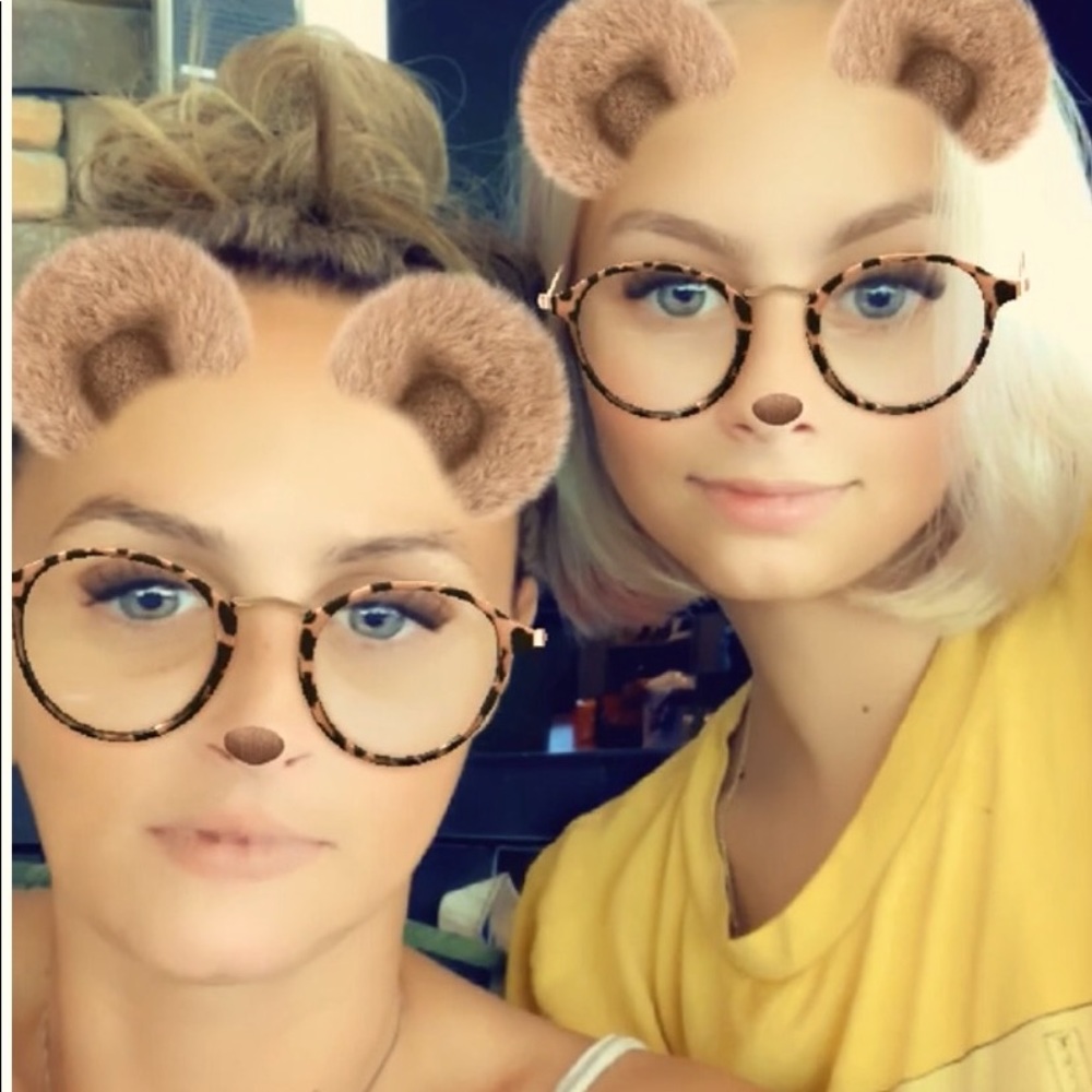 Meet your Posher, Teresa